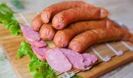 网红吃红肠瓜,口感与颜值并存，网友直呼过瘾！