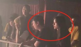 四个字网红吃瓜视频在线观看,在线观看，一网打尽热门视频