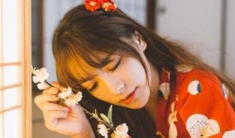 花妓在线观看,穿越时空的绝色传奇
